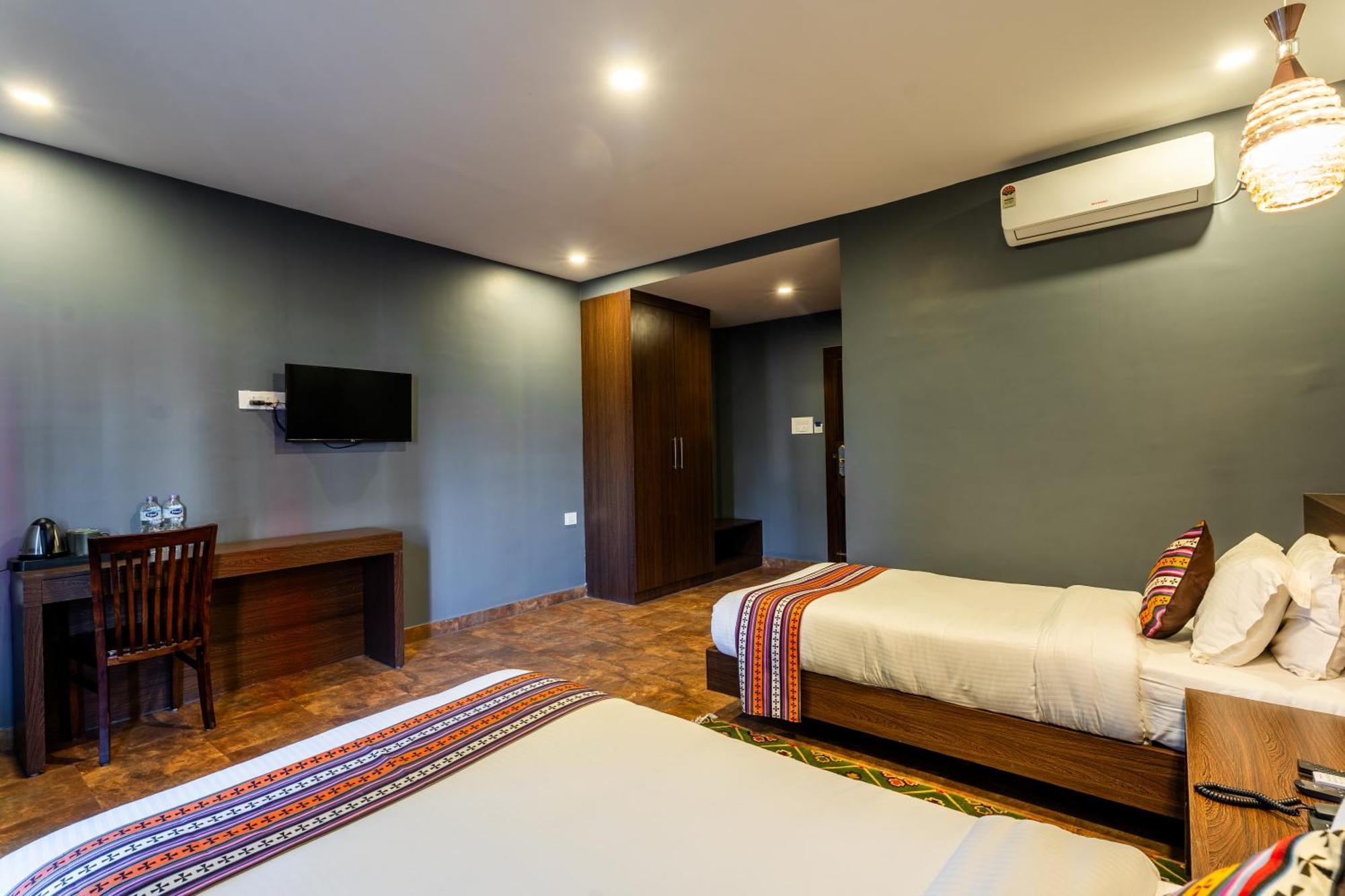 Hotel Yukhang Катманду Екстериор снимка