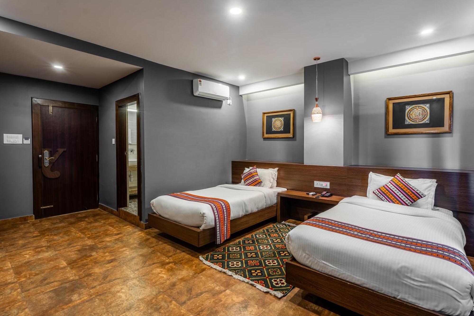 Hotel Yukhang Катманду Екстериор снимка