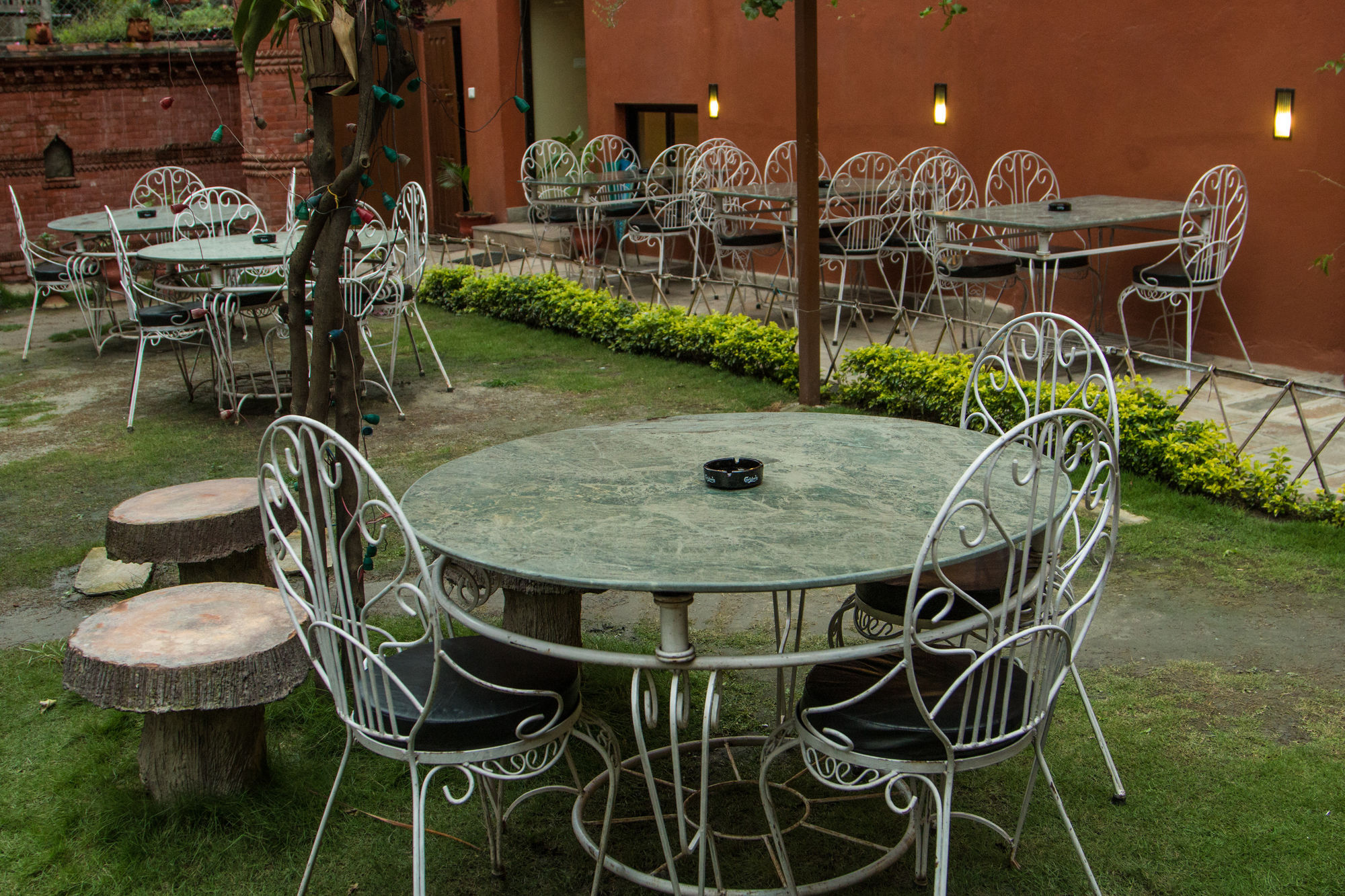 Hotel Yukhang Катманду Екстериор снимка